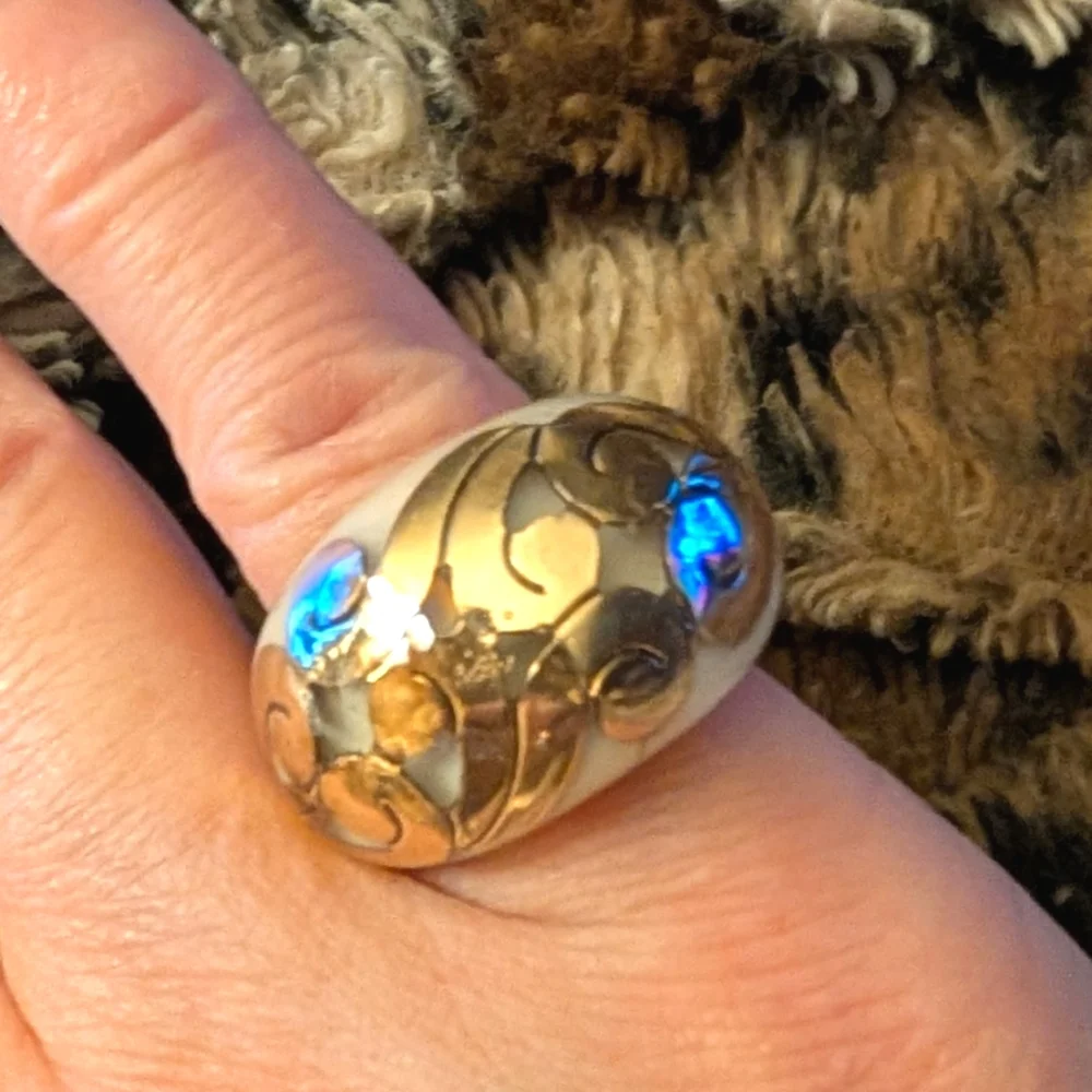 Vintage Unique Lucite Golden Scroll Domed Ring